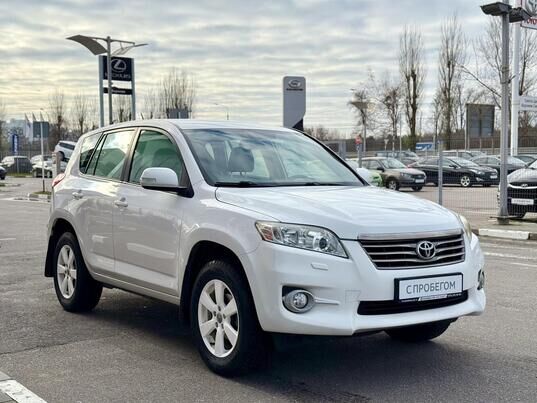 Toyota RAV4, 2010 г., 144 144 км