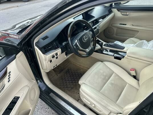 Lexus ES, 2014 г., 176 611 км