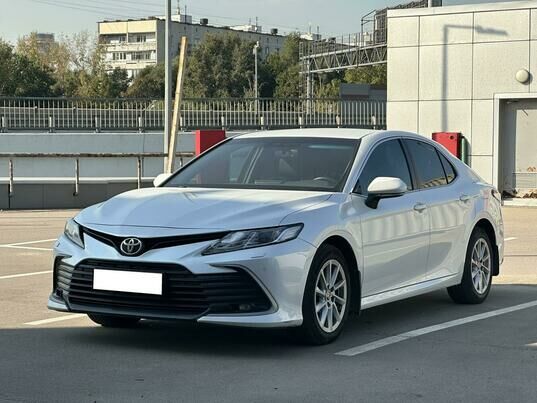 Toyota Camry, 2021 г., 170 300 км