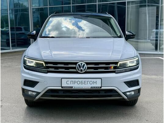 Volkswagen Tiguan, 2018&nbsp;г., 130&nbsp;239&nbsp;км