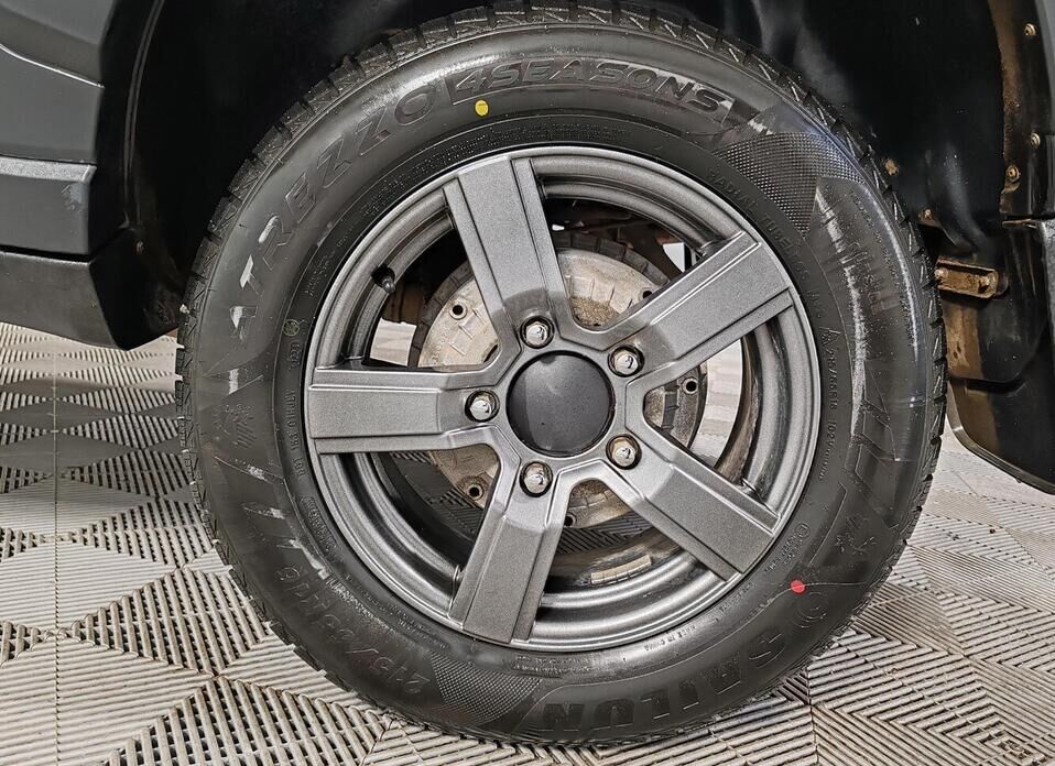 LADA (ВАЗ) Niva 1.7 MT (80 л.с.) 4WD