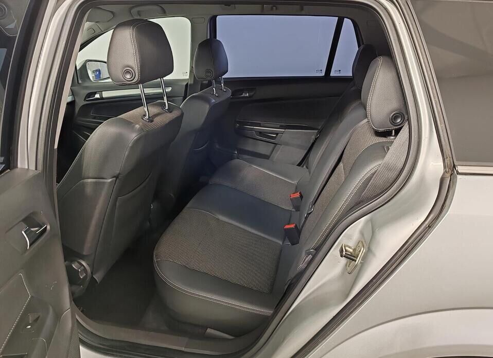 Opel Astra 1.8 AT (140 л.с.)