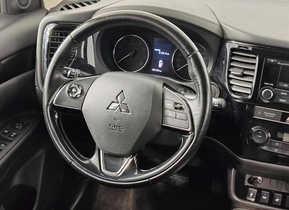 Mitsubishi Outlander, III Рестайлинг 3 2.0 CVT (146 л.с.) 4WD