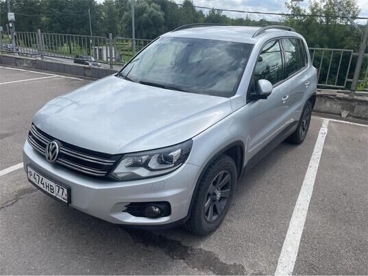Volkswagen Tiguan, 2013&nbsp;г., 110&nbsp;863&nbsp;км
