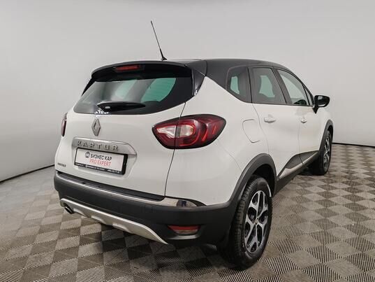 Renault Kaptur, 2017 г., 281 671 км