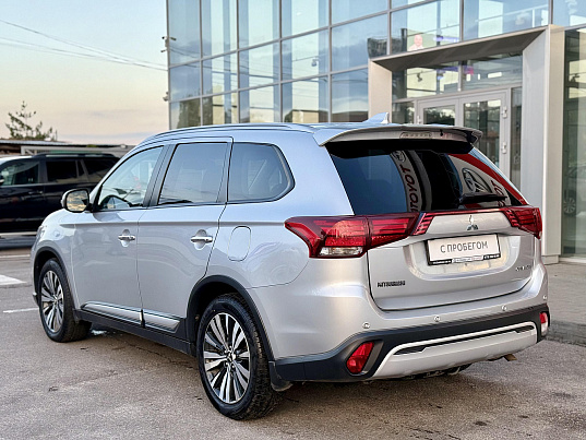 Mitsubishi Outlander, 2019 г., 159 184 км