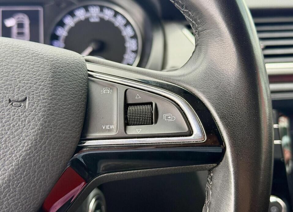 Skoda Rapid, I Рестайлинг 1.4 AMT (125 л.с.)