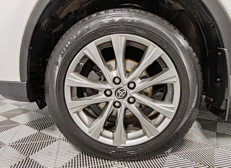 Toyota RAV4, IV (CA40) Рестайлинг 2.0 CVT (146 л.с.) 4WD