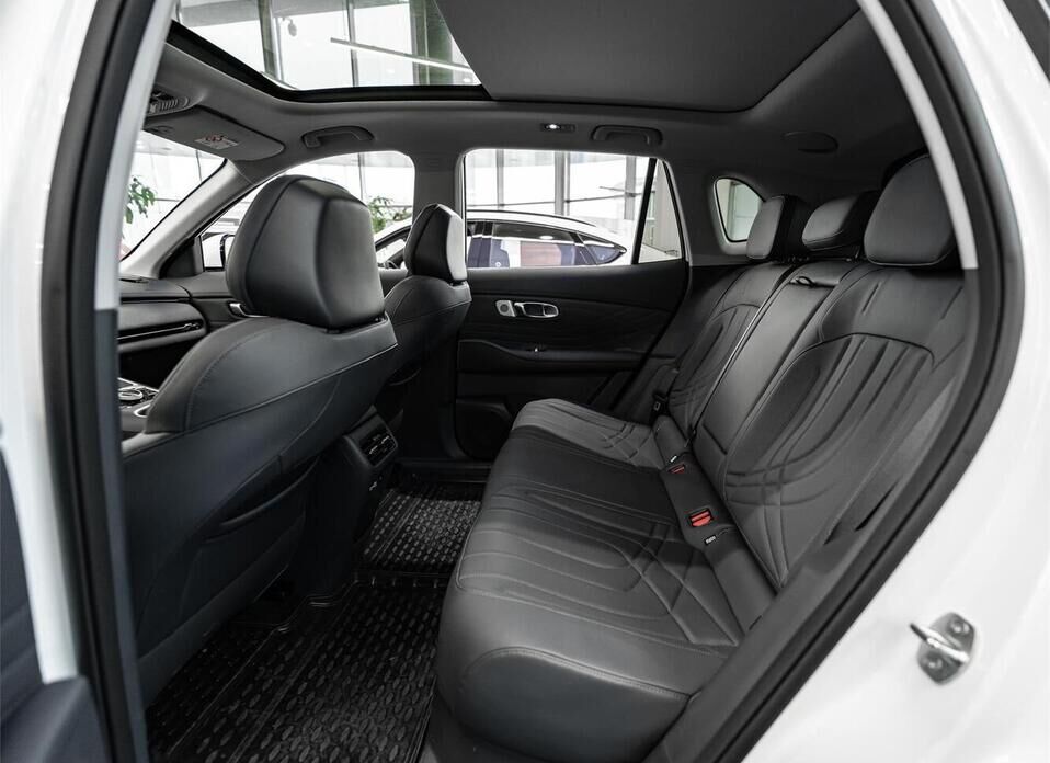 Geely EX5 EM-i 1.5hyb AT (167 л.с.)