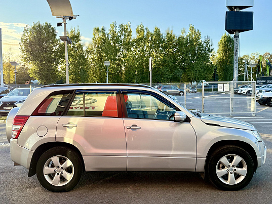 Suzuki Grand Vitara, 2010 г., 180 738 км