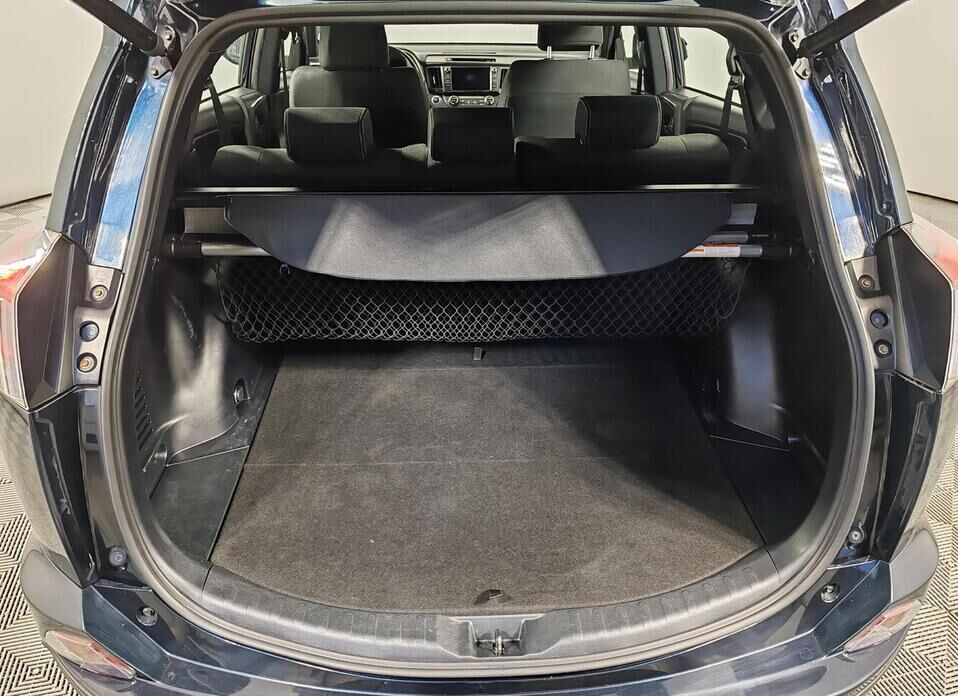 Toyota RAV4, IV (XA40) Рестайлинг 2.0 CVT (146 л.с.) 4WD