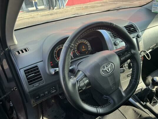 Toyota Corolla, 2010 г., 176 885 км