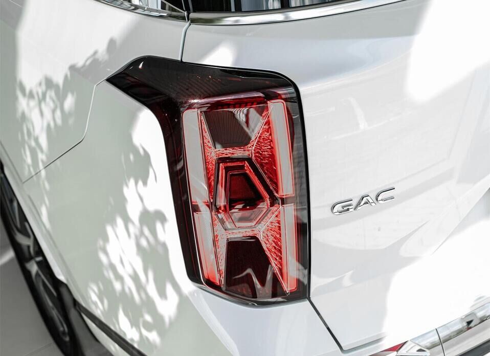 GAC GS8, II Dragon 2.0 AT (231 л.с.) 4WD