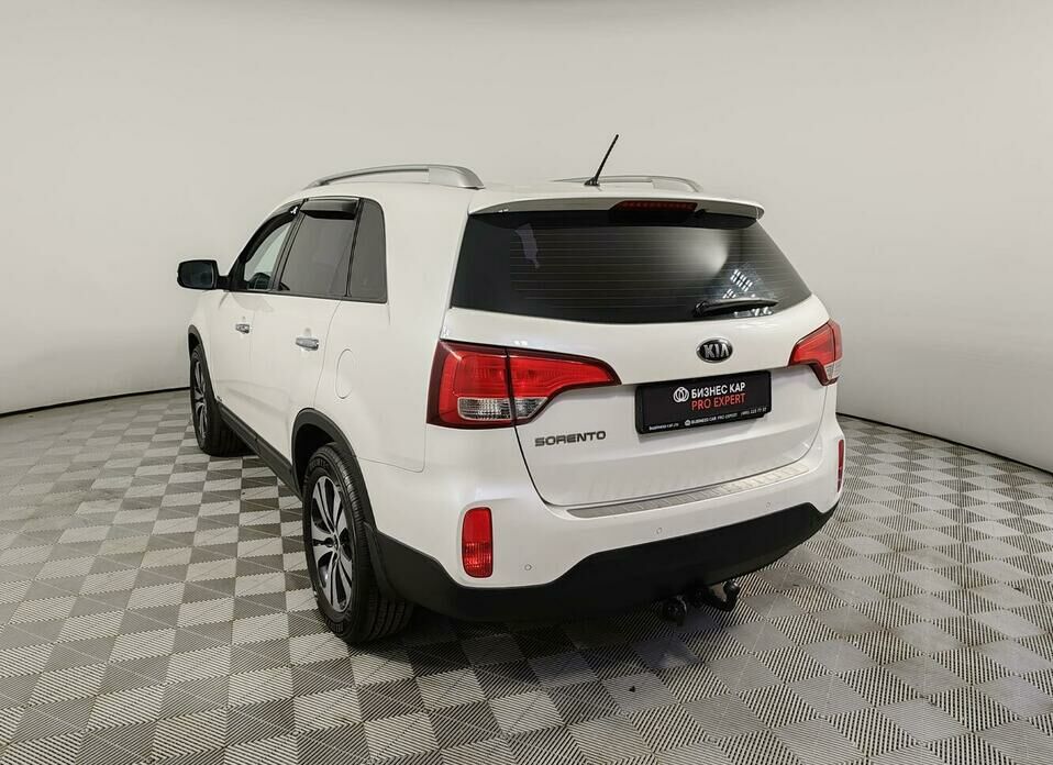 Kia Sorento 2.4 AT (175 л.с.) 4WD