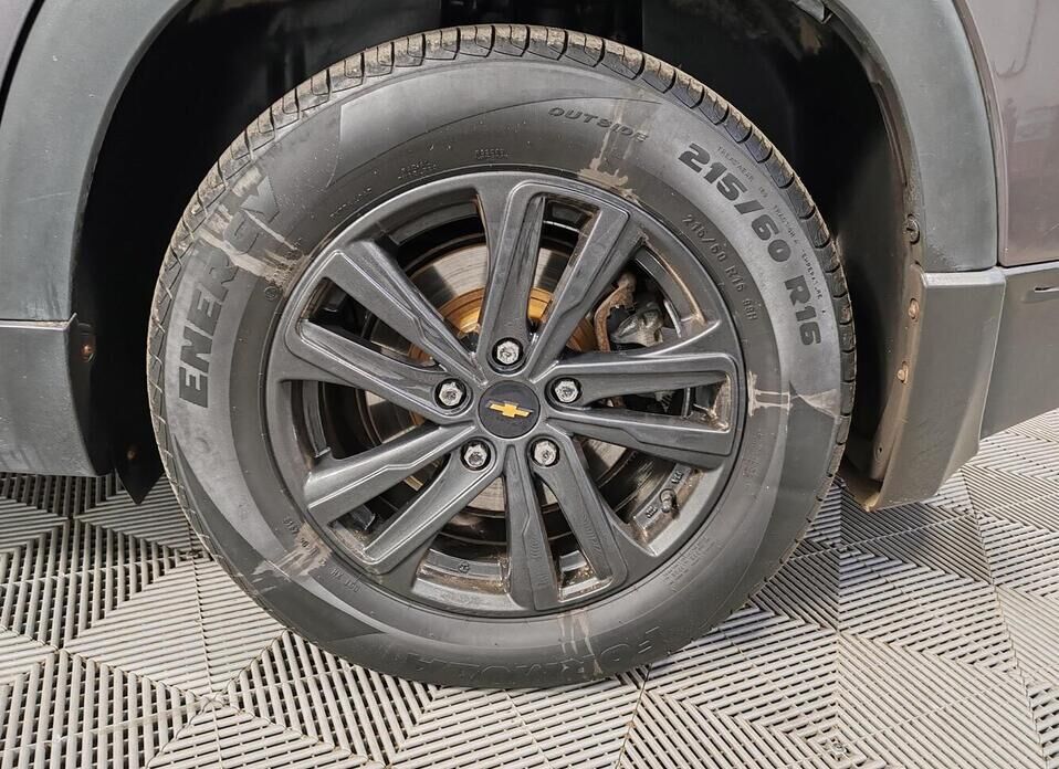 Chevrolet Orlando 1.8 MT (141 л.с.)