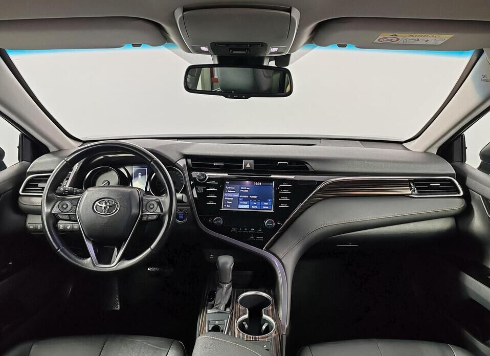 Toyota Camry, VIII (XV70) 2.5 AT (181 л.с.)