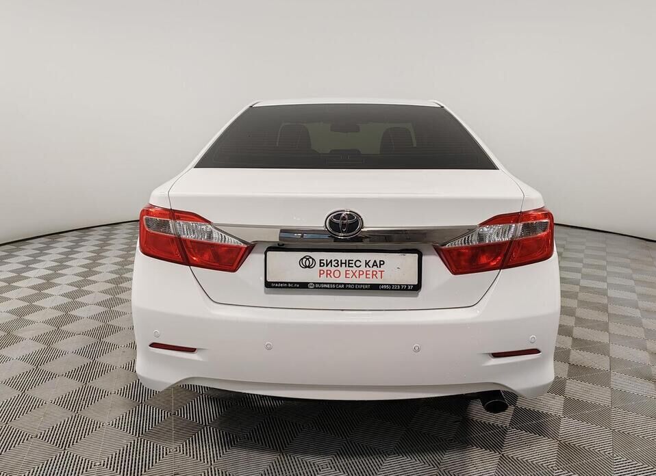 Toyota Camry, VII (XV50) 2.5 AT (181 л.с.)