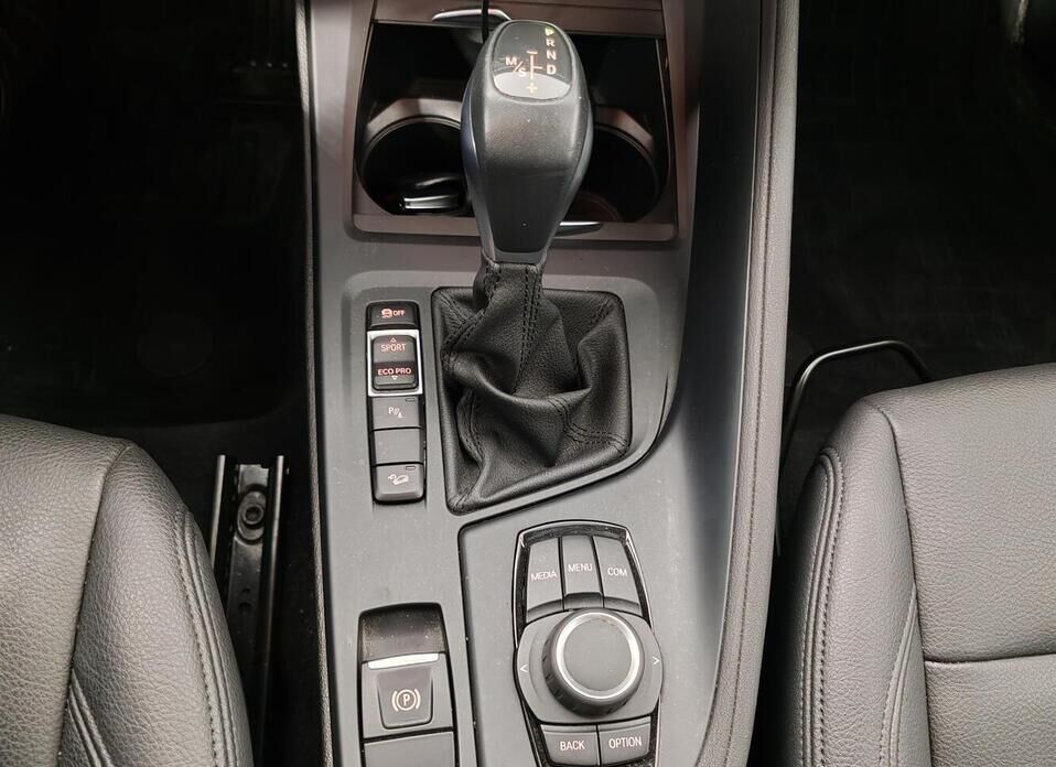 BMW X1, II (F48) Рестайлинг 18d xDrive 2.0d AT (150 л.с.) 4WD