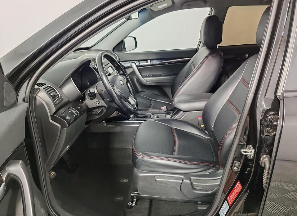 Kia Sorento, II Рестайлинг 2.4 AT (175 л.с.) 4WD