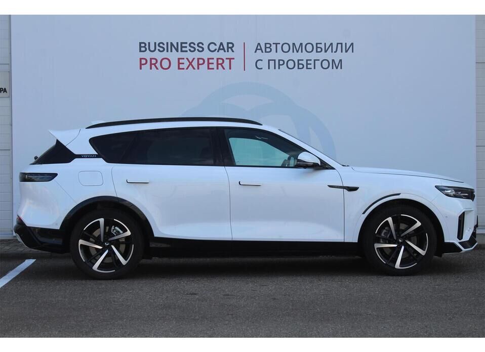Voyah Free, I Рестайлинг 1.5hyb AT (490 л.с.) 4WD