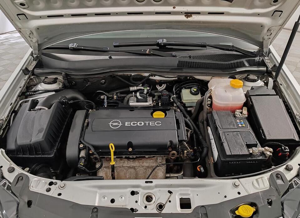 Opel Astra 1.8 AT (140 л.с.)