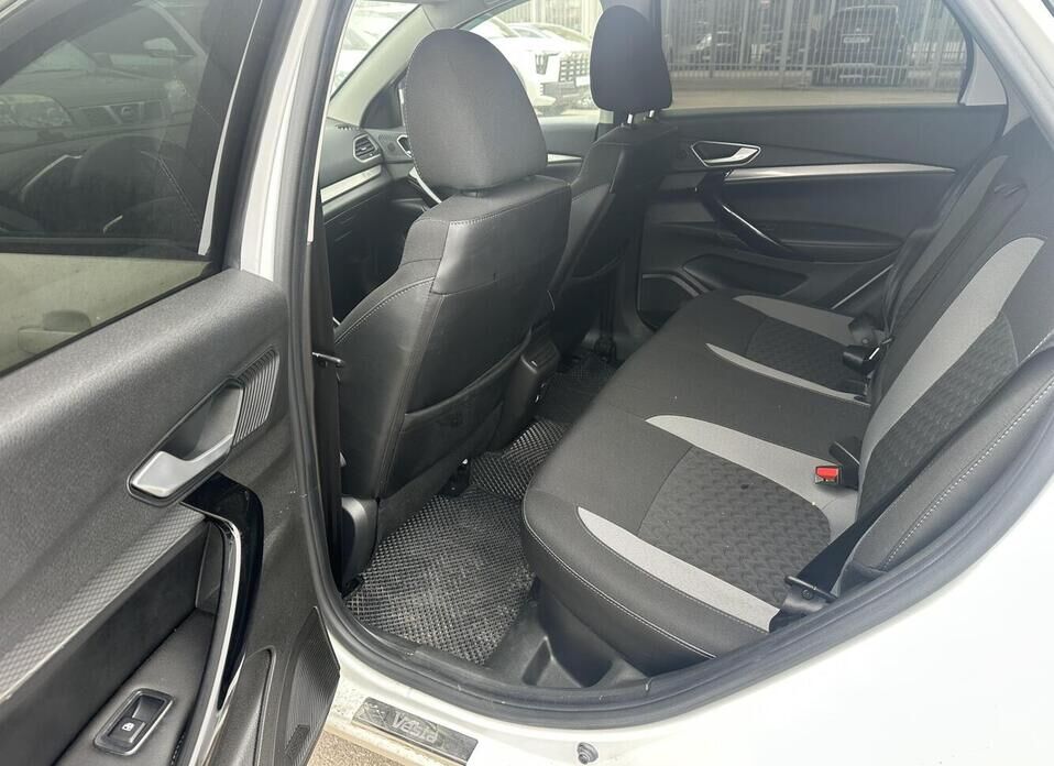 LADA (ВАЗ) Vesta, I Рестайлинг (NG) 1.8 CVT (122 л.с.)