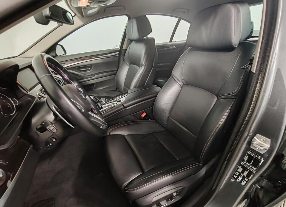BMW 5 серии, VI (F10/F11/F07) Рестайлинг 530d xDrive 3.0d AT (258 л.с.) 4WD