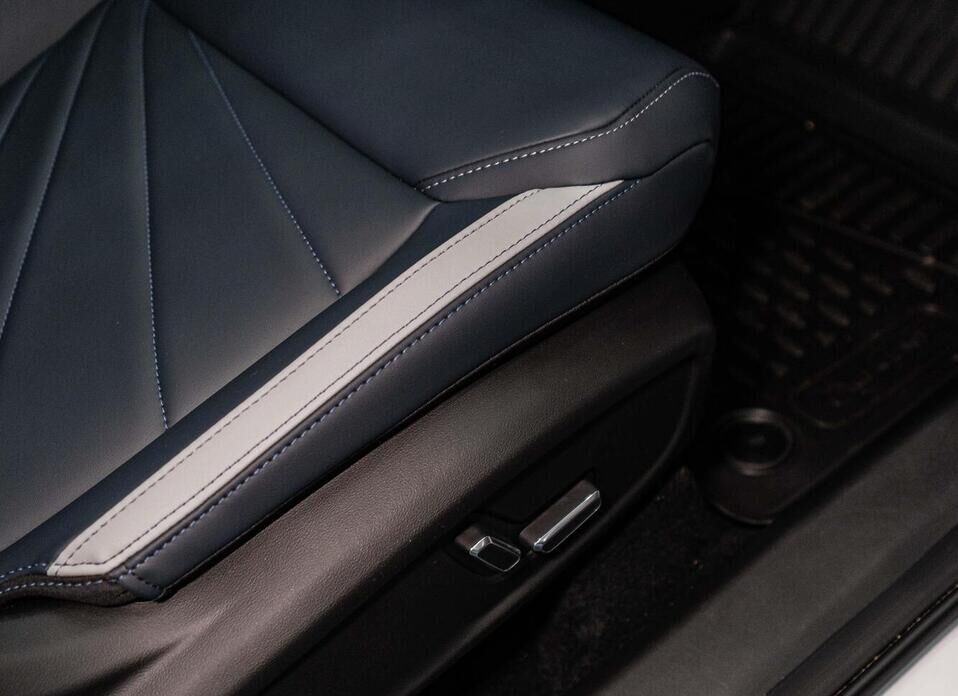 Geely Atlas, II 2.0 AT (200 л.с.) 4WD