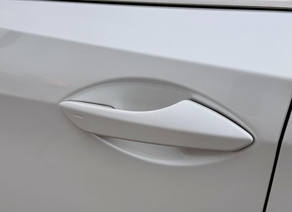 Lexus RX, IV Рестайлинг 300 2.0 AT (238 л.с.) 4WD