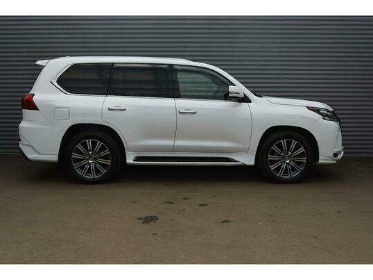 Lexus LX, 2016 г., 100 457 км