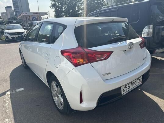 Toyota Auris, 2013 г., 162 922 км