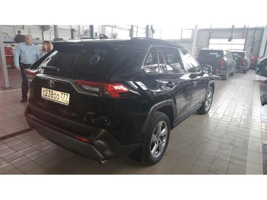 Toyota RAV4, 2021 г., 129 679 км