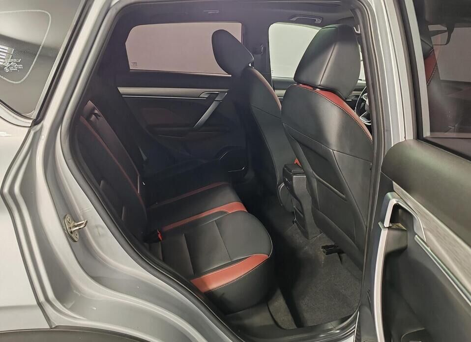Geely Coolray, I 1.5 AMT (150 л.с.)
