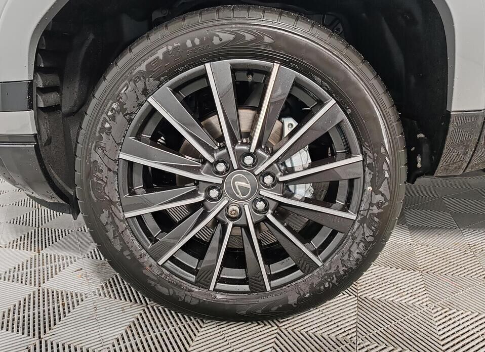 Lexus GX, III 550 3.4 AT (354 л.с.) 4WD