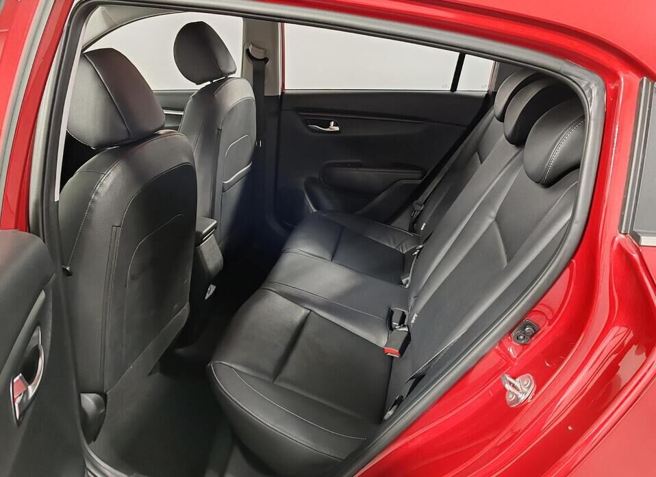 Kia Rio, IV Рестайлинг X 1.6 AT (123 л.с.)