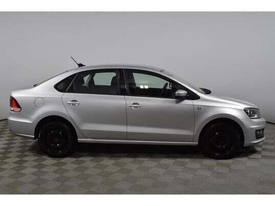 Volkswagen Polo, 2018&nbsp;г., 124&nbsp;113&nbsp;км